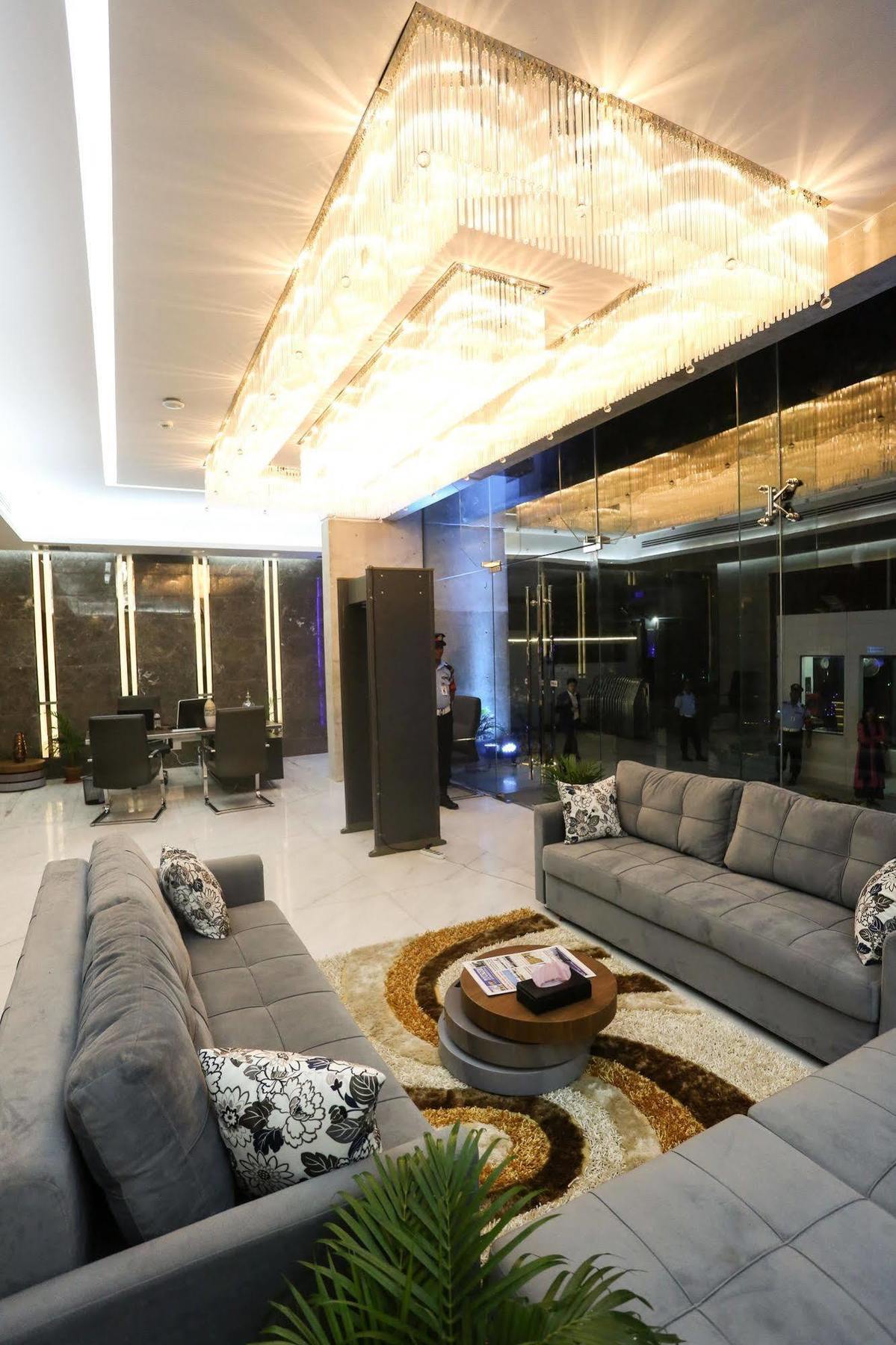 Coventina Lake Suites Dhaka Eksteriør billede