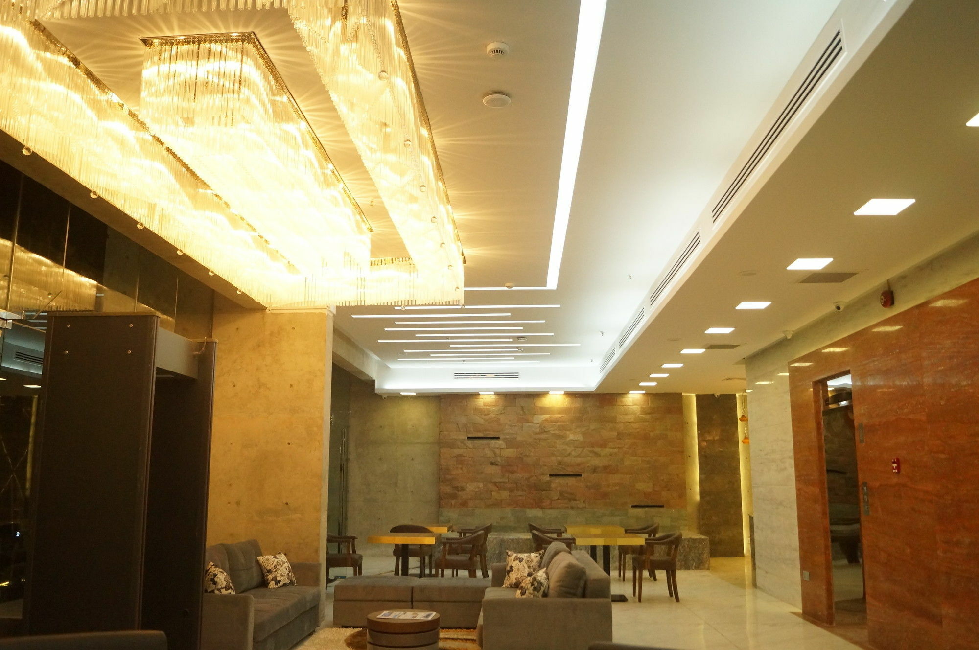 Coventina Lake Suites Dhaka Eksteriør billede